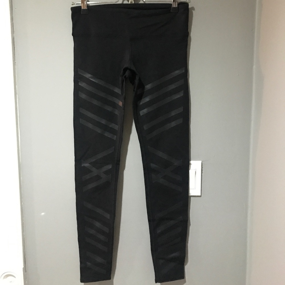 Alo Leggings